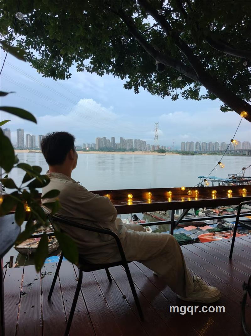 飞驰的头像