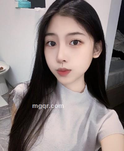 小菠萝的头像