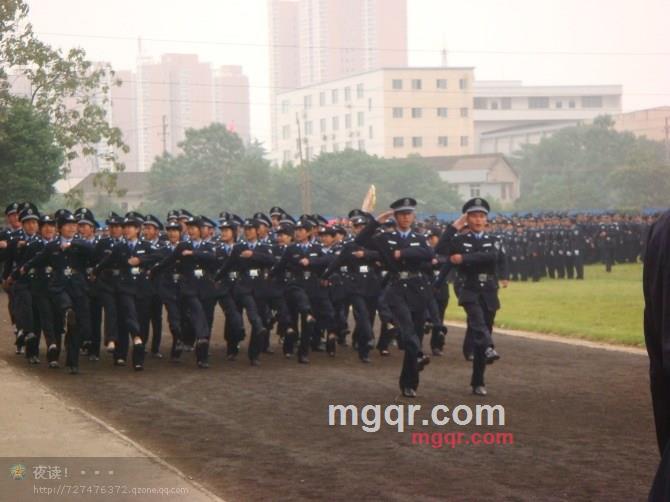 ★执法兼程★的第7张照片