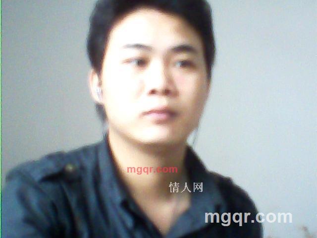 孤单的人的第2张照片