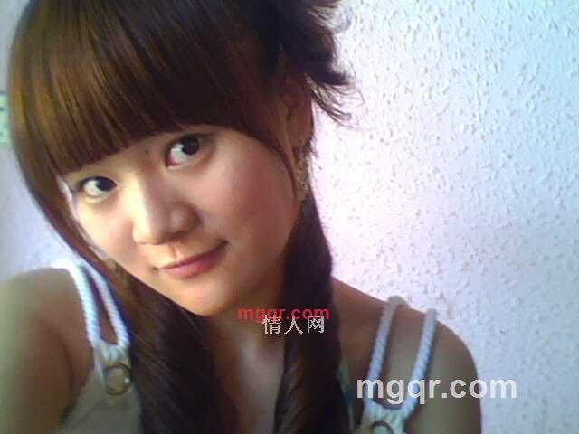 微笑的眼睛的第3张照片