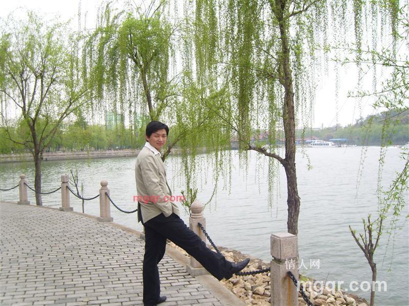 爱你没有商量的第1张照片