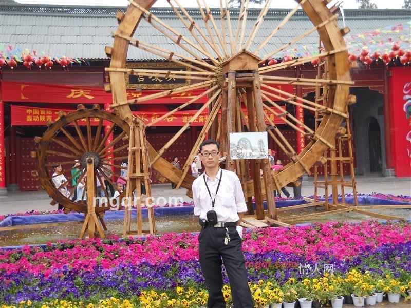 黑色*隶的第1张照片