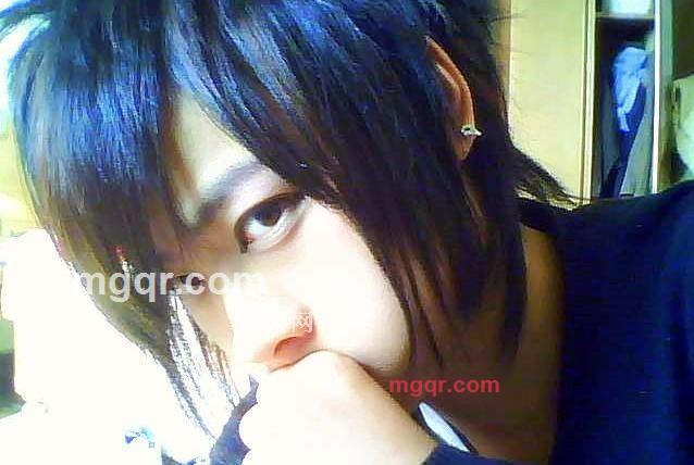 ′喲 兮 的第1张照片