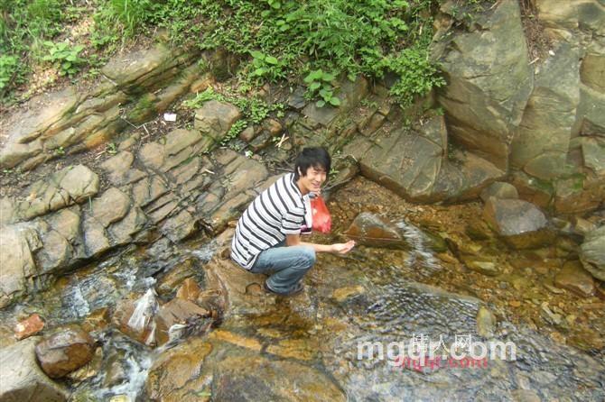 !募後亾&的第1张照片