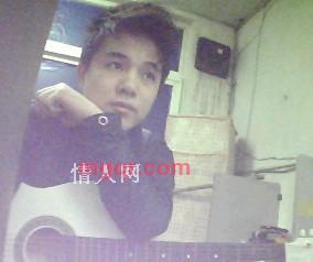 迷乱的夜的第5张照片