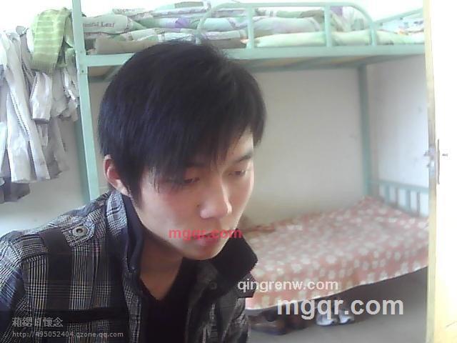 夜袭╮寡妇村的第1张照片