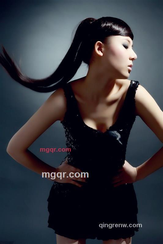 尐蘑人精的第1张照片