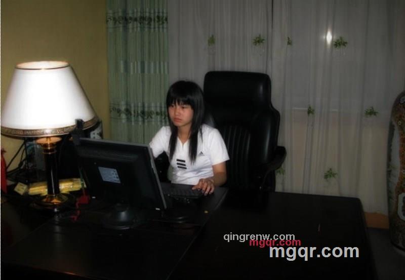 威士忌、安魂的第7张照片