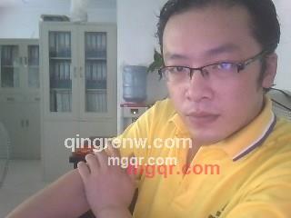 點煙寂寞的第2张照片