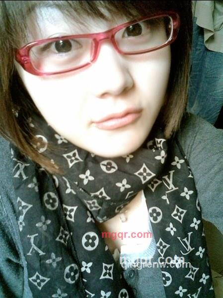 忧伤散漫左右的第7张照片