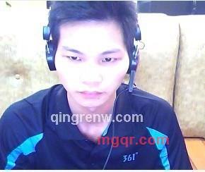 一个人独舞的第1张照片