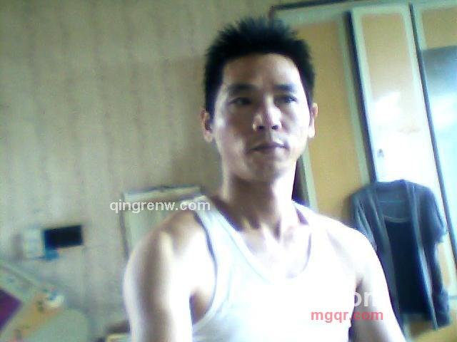 飞扬中的第1张照片