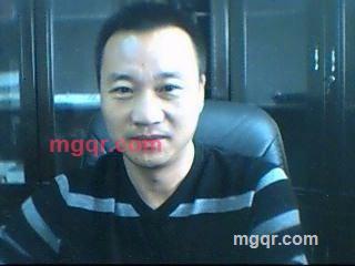 陷入情网的第1张照片