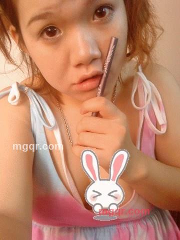 不安分的小三的第1张照片