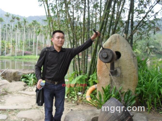 HB甘心情愿的第7张照片