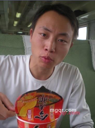 黄非红的第1张照片