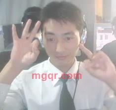 热玩的小猫的第4张照片