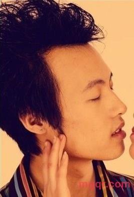 烟说借个火的第1张照片