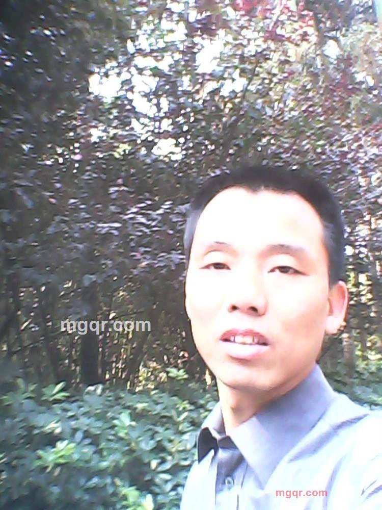 谈笑自若的第1张照片