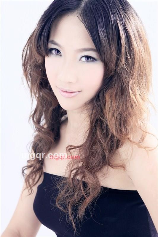 小可人儿的第2张照片