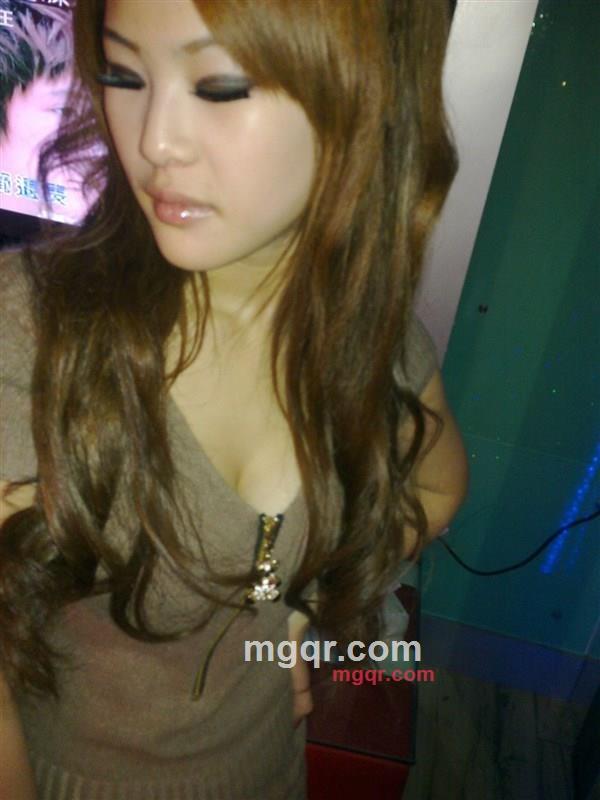 无情的/女人的第3张照片