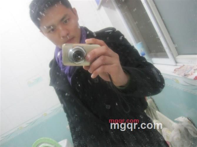 oo牵猪逛街的第1张照片