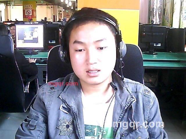 薄荷叶上的丑小鸭的第2张照片