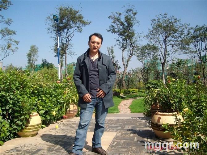 寂寞想爱你的第1张照片