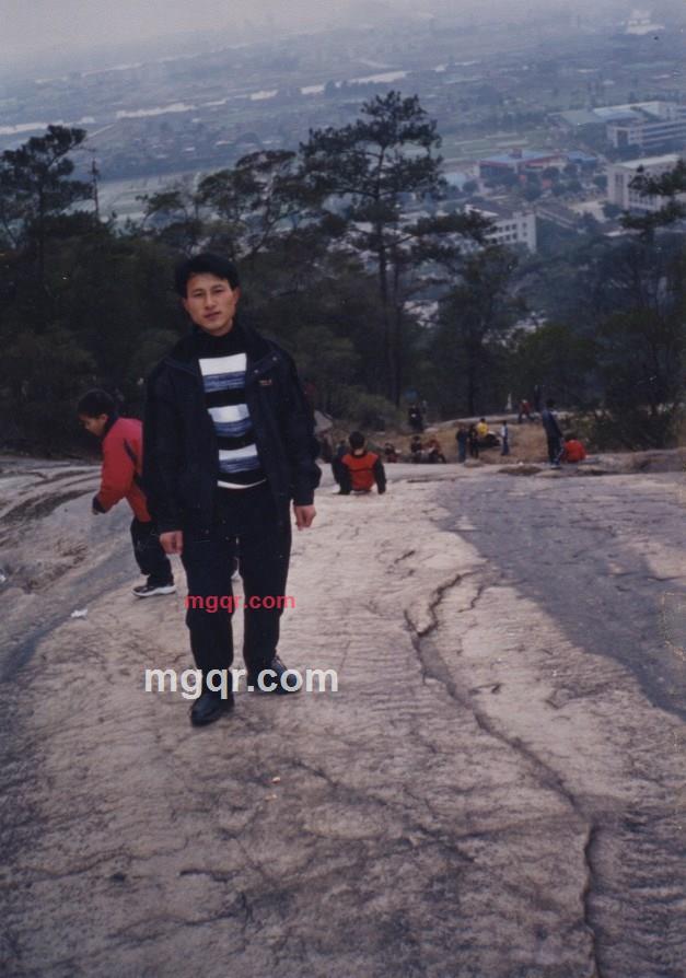 、吶场暧昧的第1张照片