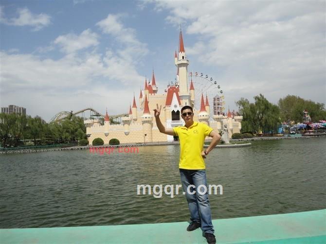 世间那有真情在的第3张照片