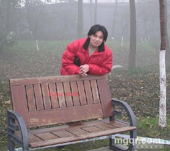 爱一个人可以爱多久的第5张照片