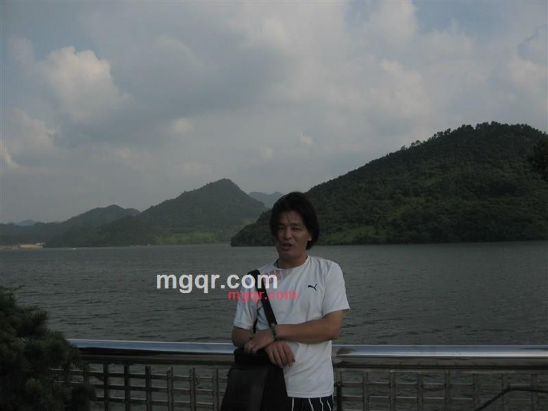 爱一个人可以爱多久的第1张照片