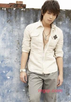 分手在天亮的第3张照片