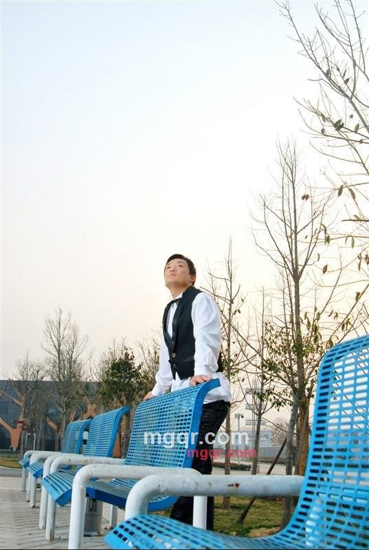 孤单是罪的第1张照片