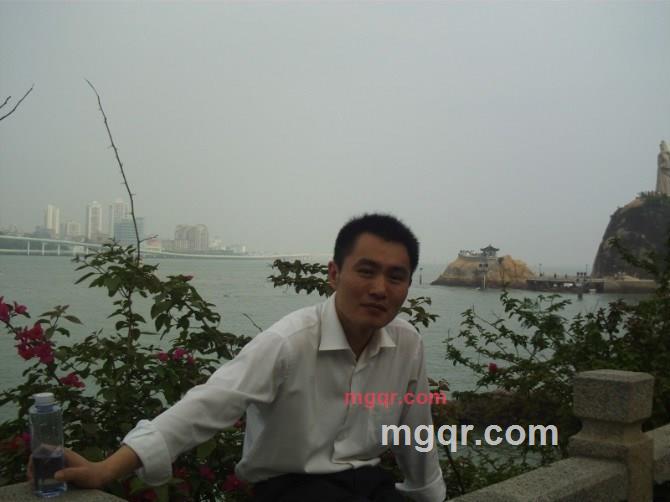 鹭岛三少的第1张照片