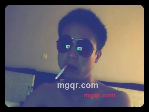 男人╮仅有的温存的第1张照片