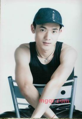 寂寞的諷的第1张照片