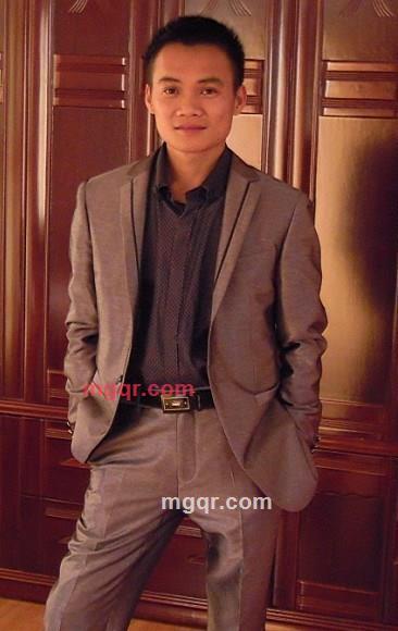 强%仔的第1张照片