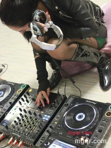 背叛的誓言的第4张照片