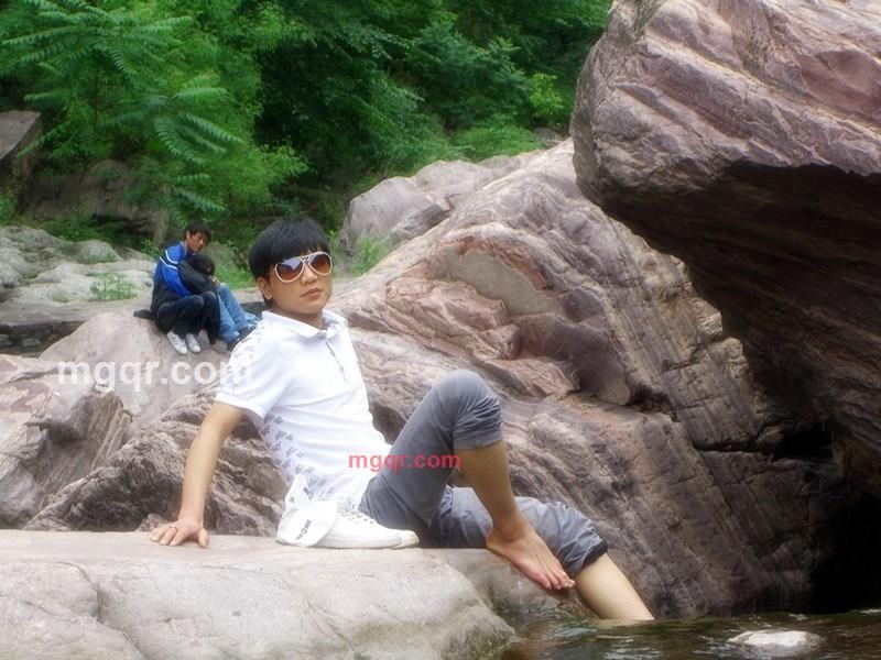 矜持的男人的第2张照片