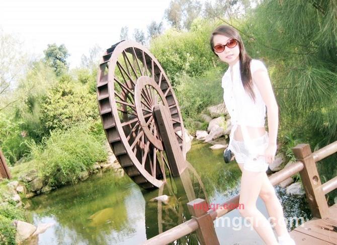 最美的毒药的第1张照片