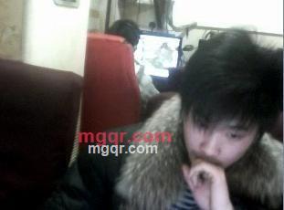 纯情小*男的第1张照片