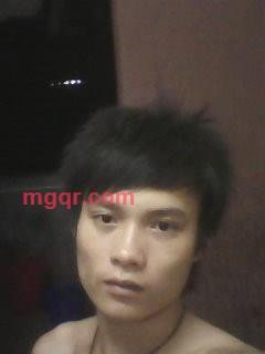 披此相依的第1张照片