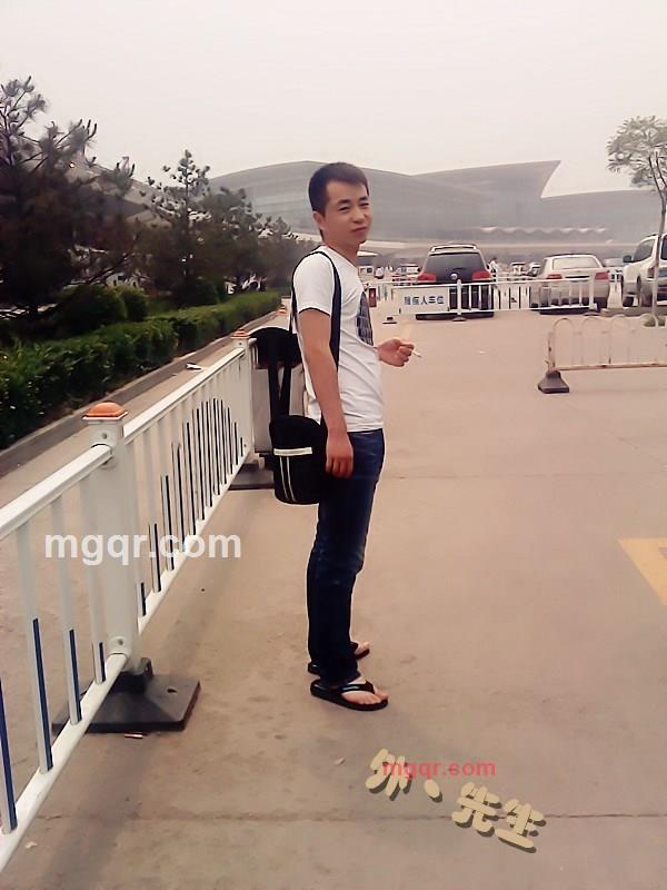 kangjunwei的第1张照片