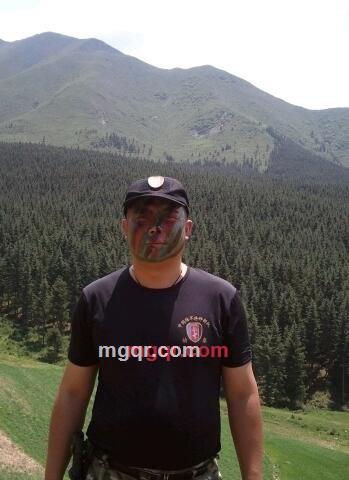 孤单的烟的第1张照片