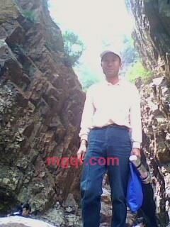 人开心快乐每一天的第1张照片