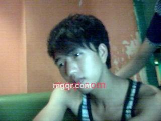 哭.等谁回眸的第1张照片