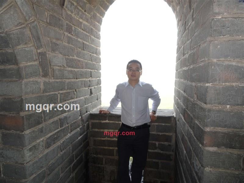 米兰红与黑的第2张照片