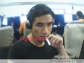 只爱陌生人的第2张照片